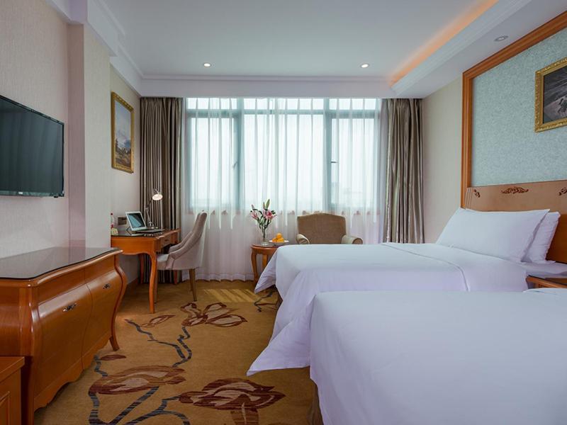 Vienna Hotel تشيوانتشو المظهر الخارجي الصورة